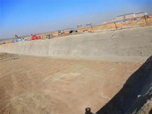怒江高铁桩基础建设